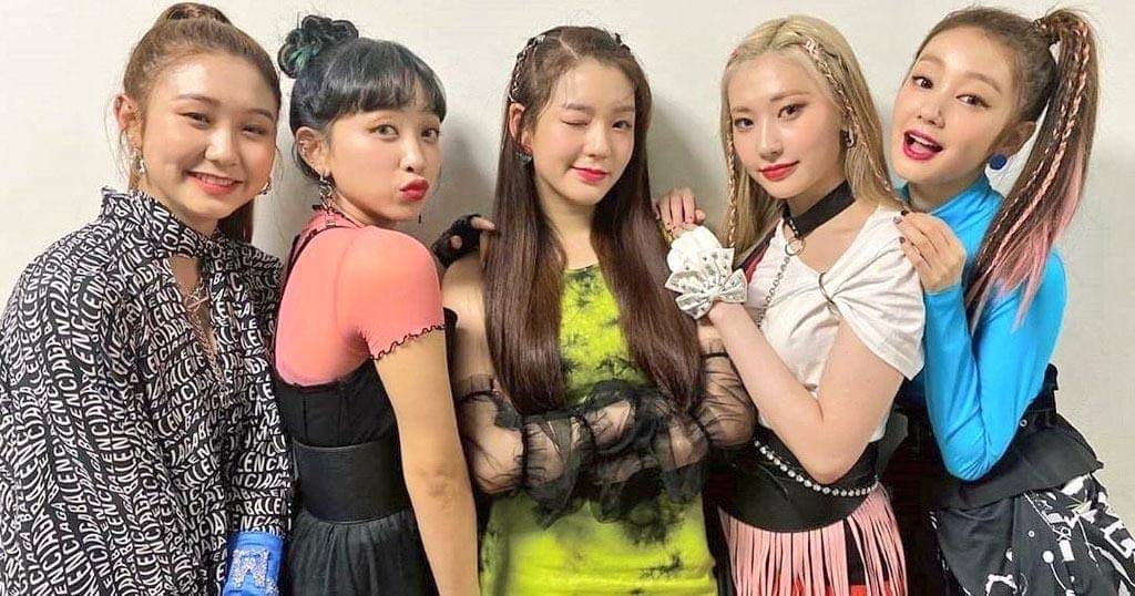 Twitter.com/5ecretpics