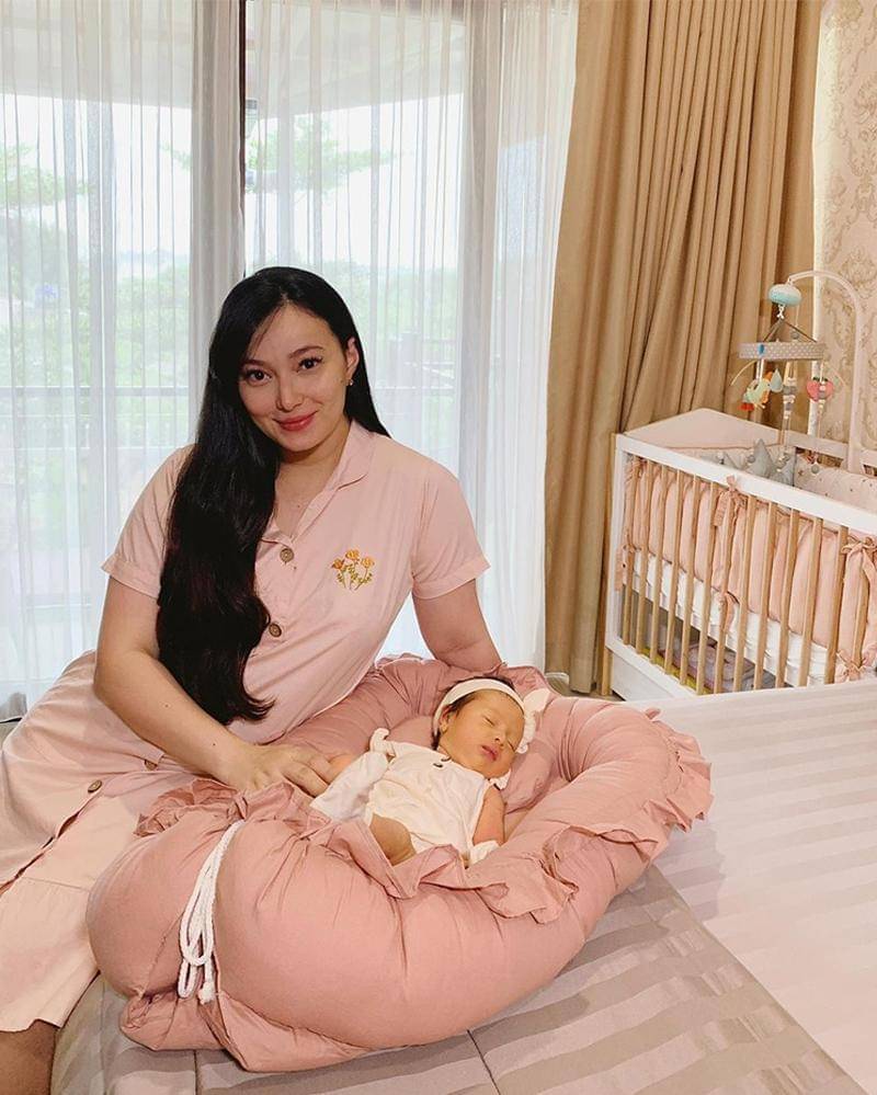 Instagram.com/asmirandah89  