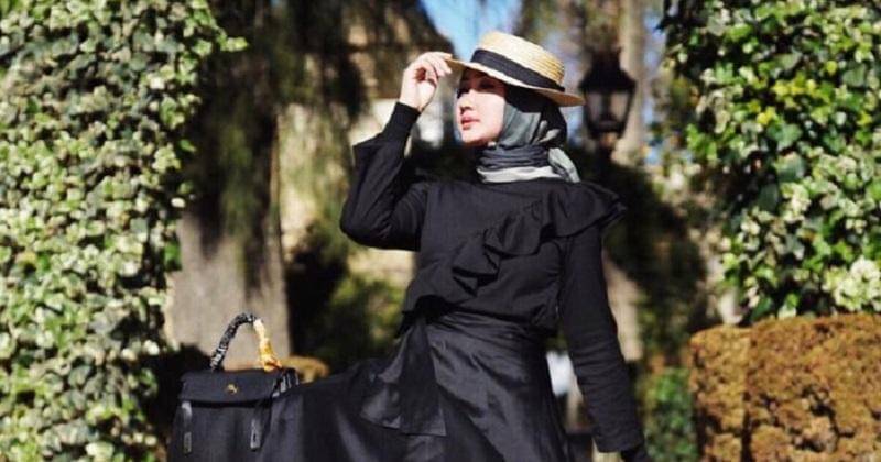 hijab dengan fedora - instagram.com/@dianpelangi
