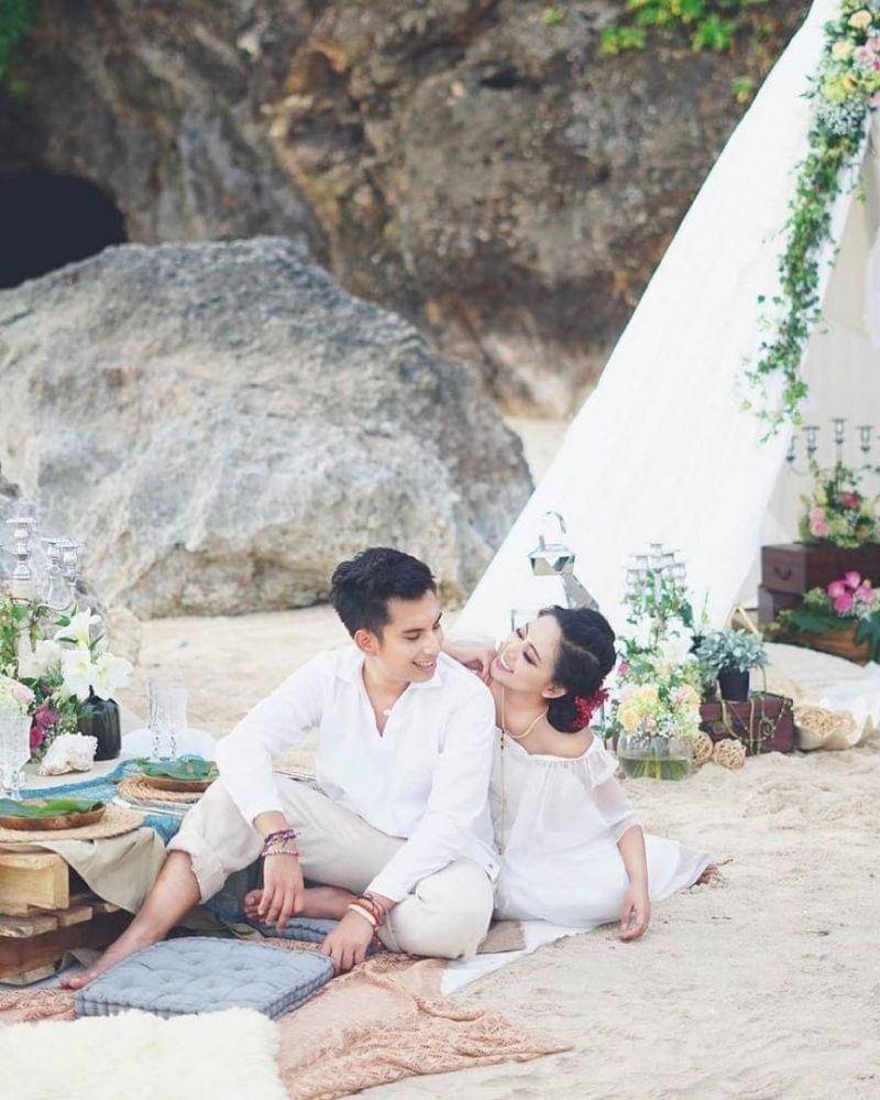 Instagram.com/rachelvennya