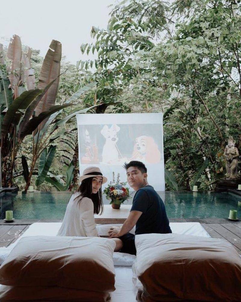 Instagram.com/karbearv