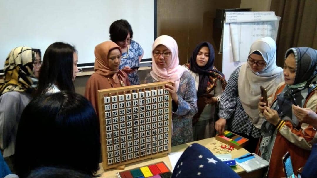 5 Fakta Anak Disleksia yang Perlu Diketahui Orangtua dan Pendidik