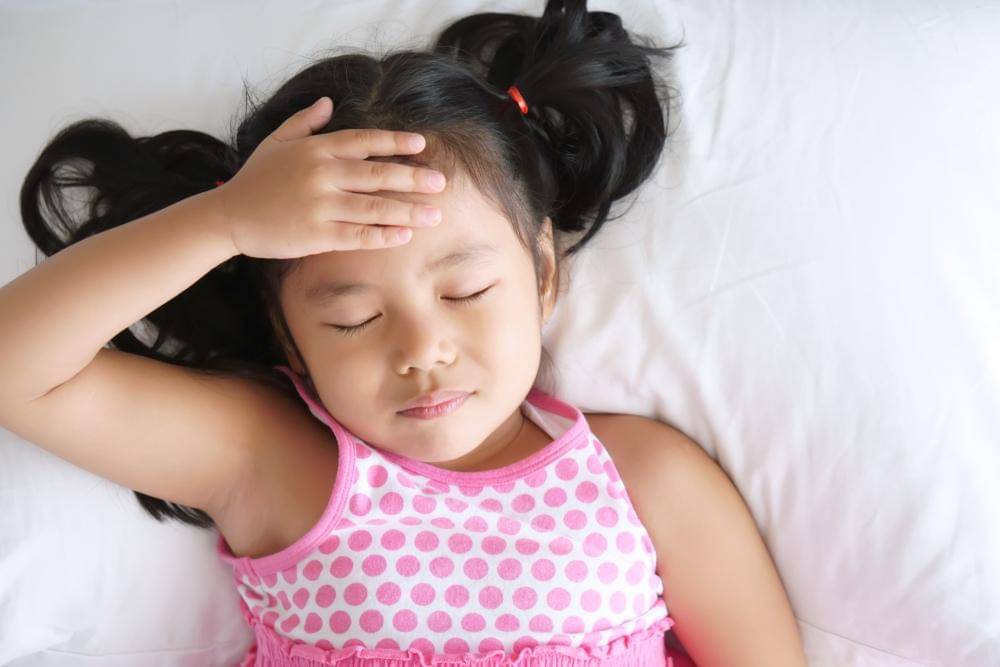 Ilustrasi si Kecil kurang bernergi - Shutterstock/kornnphoto