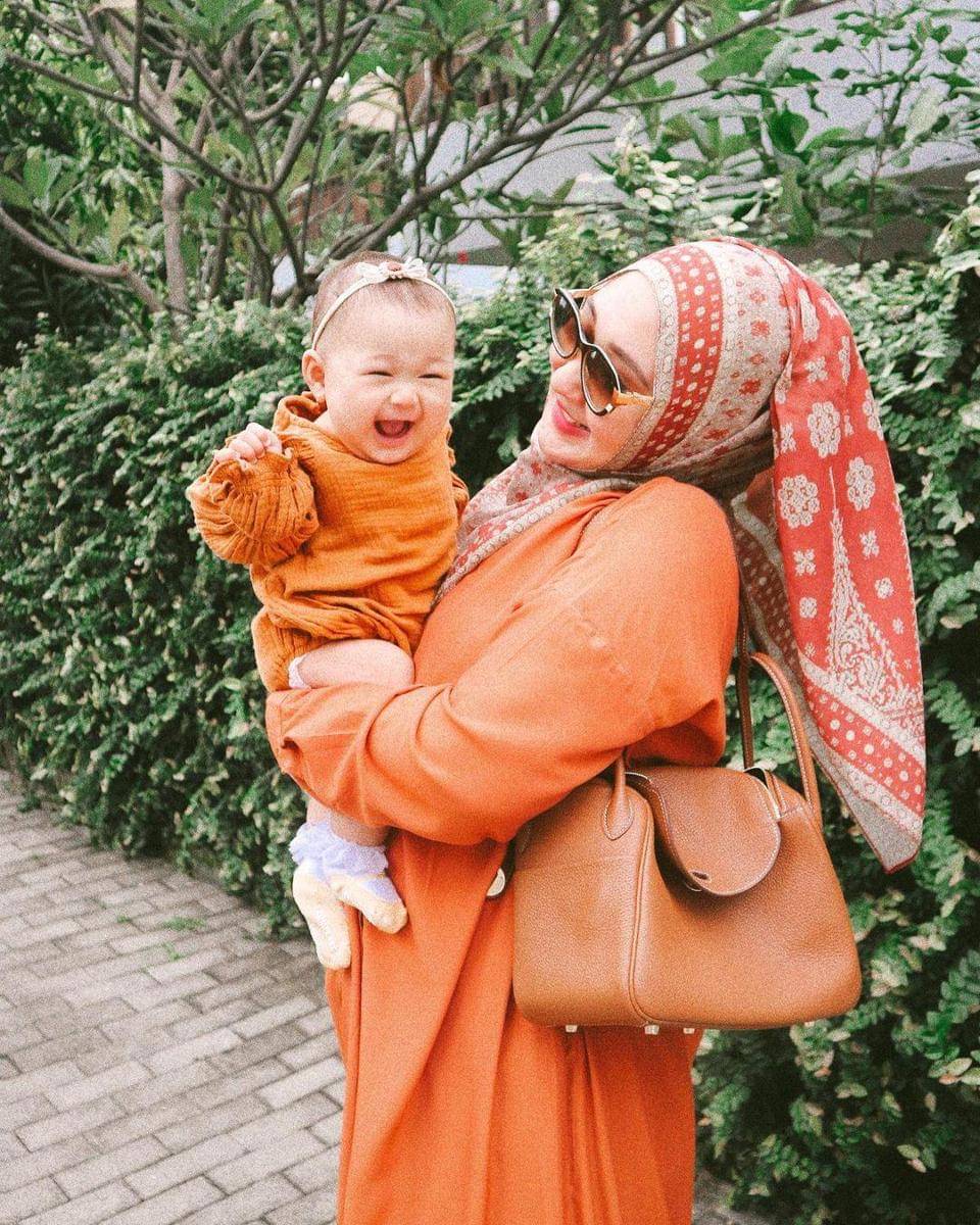 Instagram.com/dianpelangi