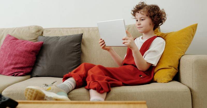 Pexels/Julia M Cameron