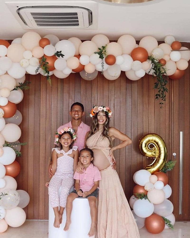 Instagram.com/jenniferbachdim 