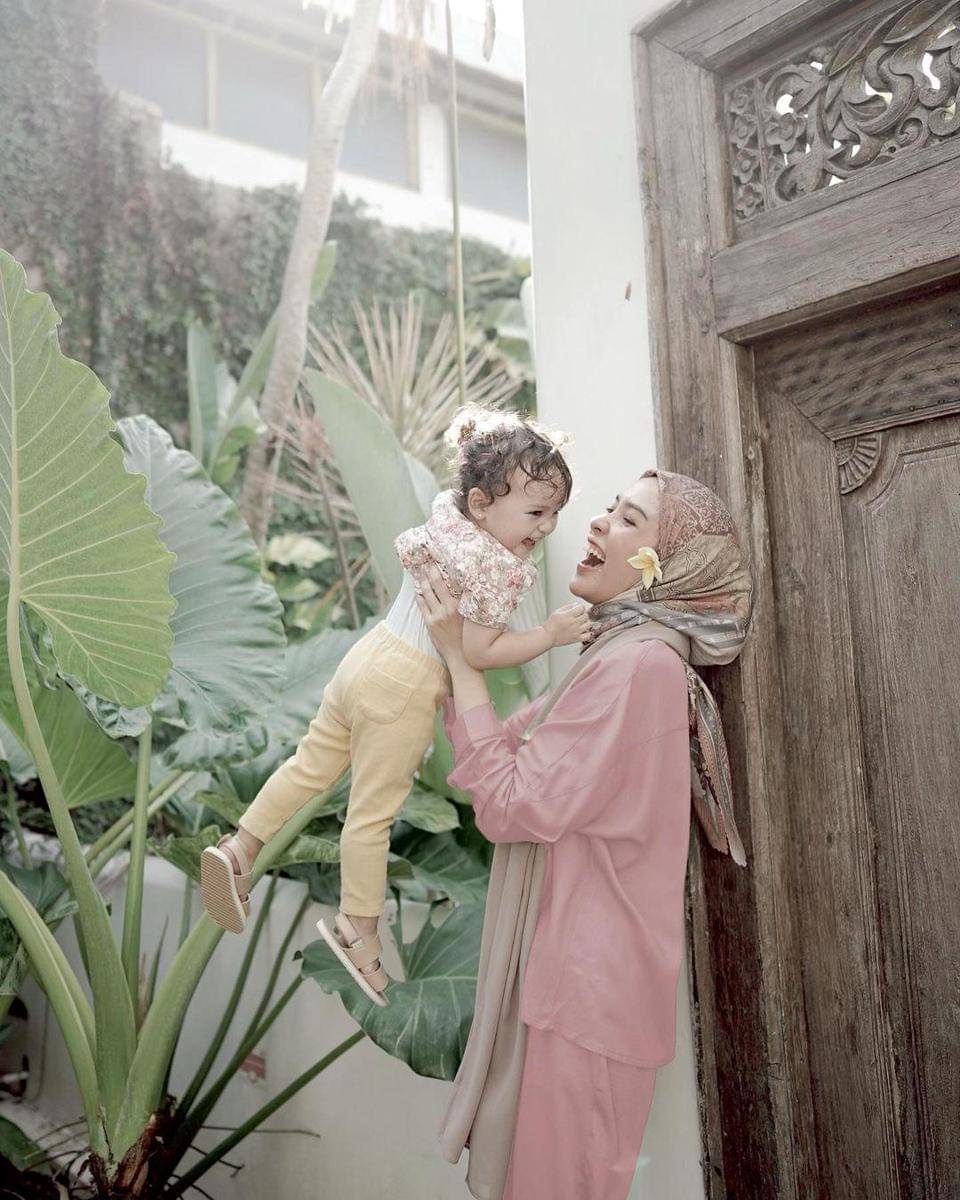 Instagram.com/hamidahrachmayanti