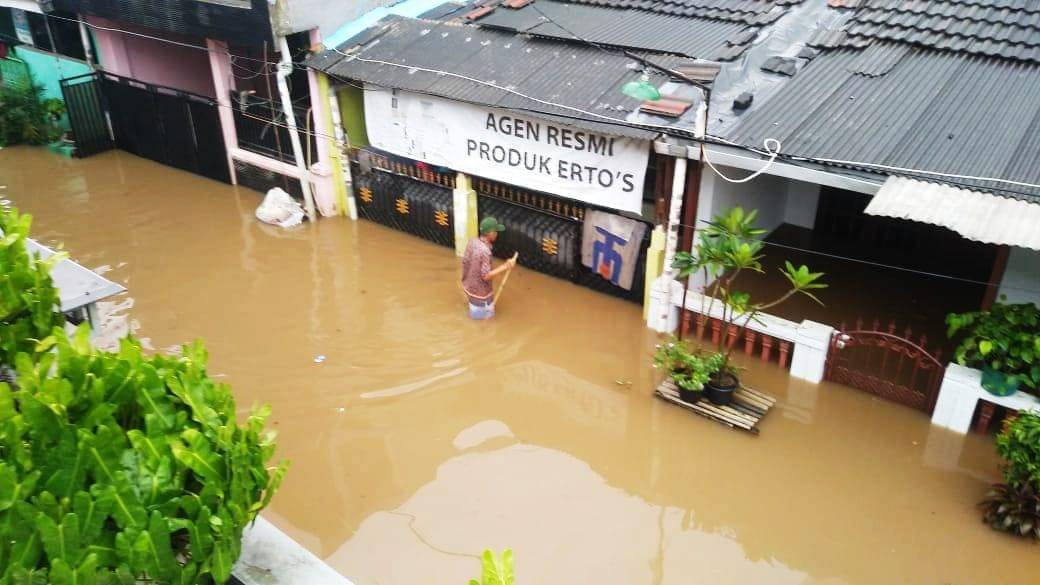 Banjir awal tahun 2021 di Papan Mas, Tambun. - Popmama.com/Muchtar
