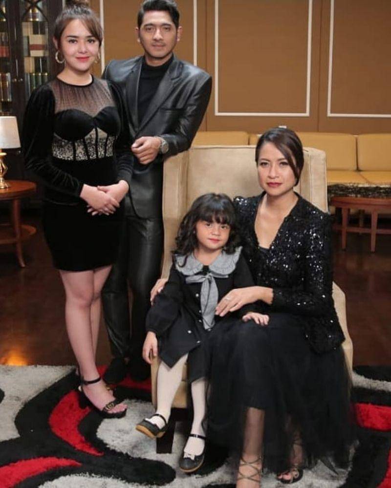 Instagram.com/farashakila2015