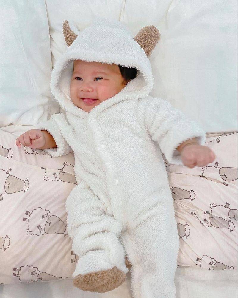 Instagram.com/anissaaziza