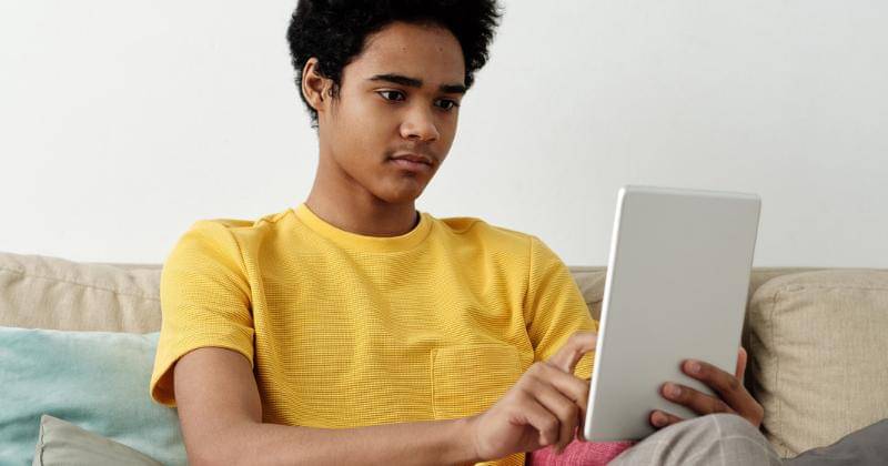 Pexels/Julia M Cameron