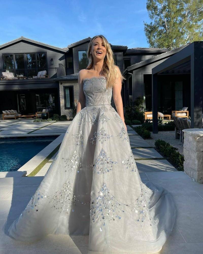 Instagram/kaleycuoco