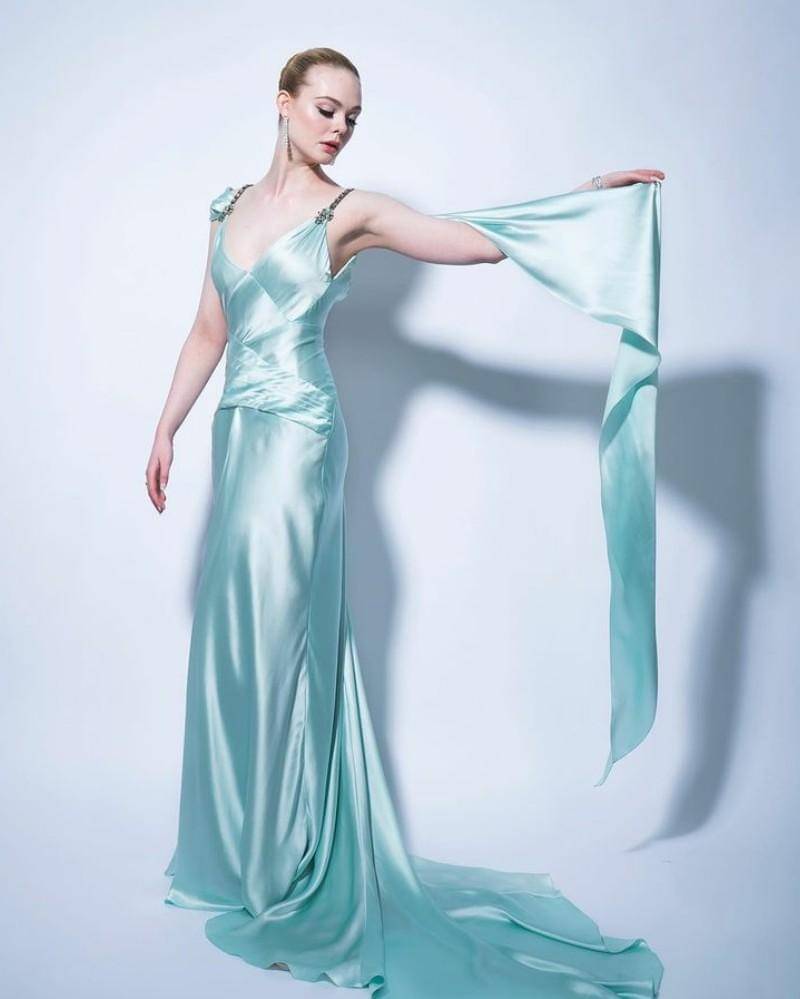 Instagram/ellefanning