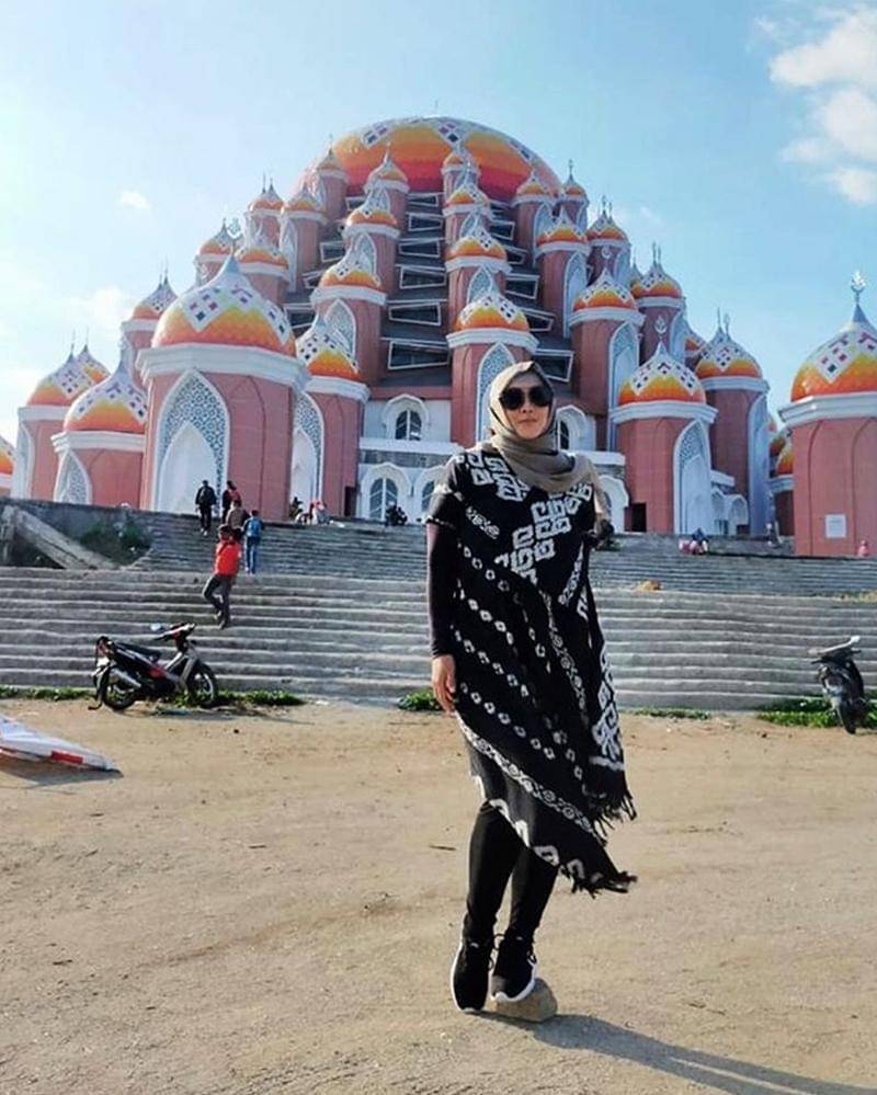 Instagram.com/rinagunawan74