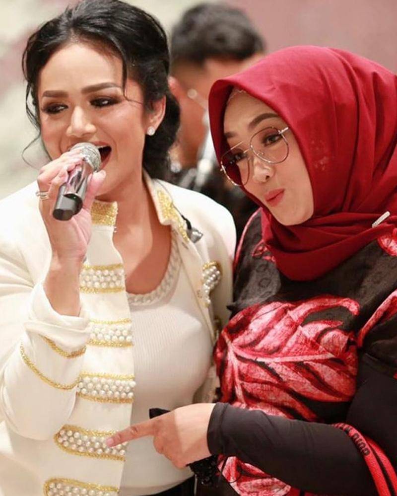 Instagram.com/krisdayantilemos 