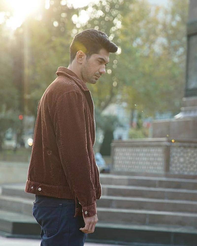 Instagram.com/rezarahadian_pilarez