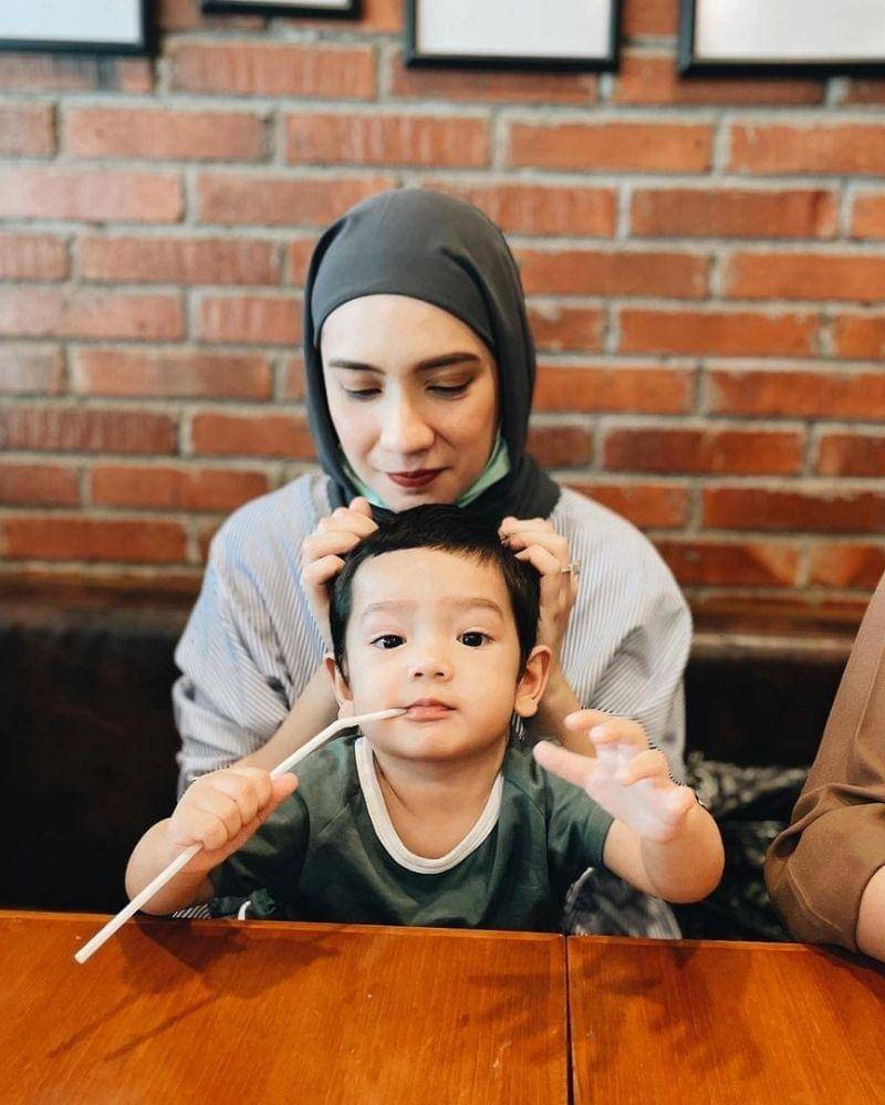 Instagram/putriannesaloka