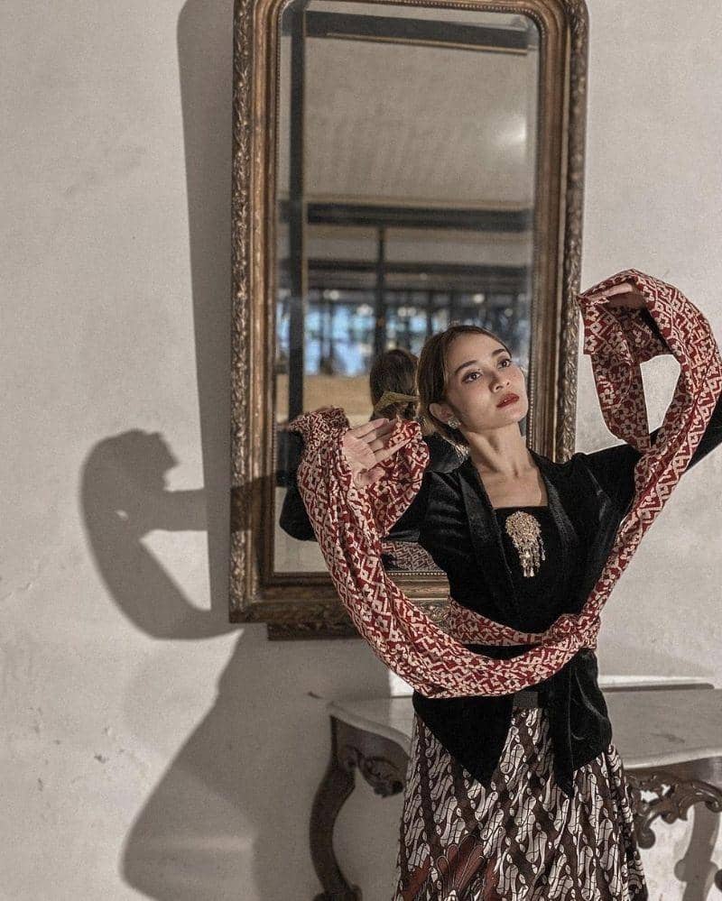 Instagram/milarosinta