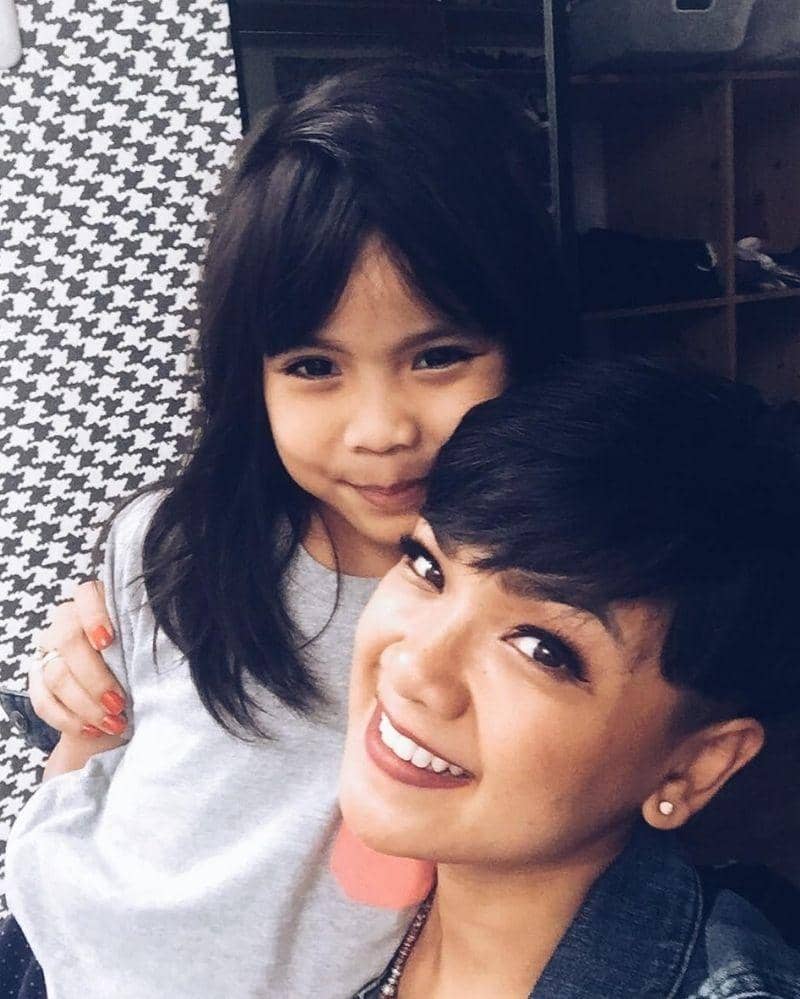 instagram.com/nirinazubir_