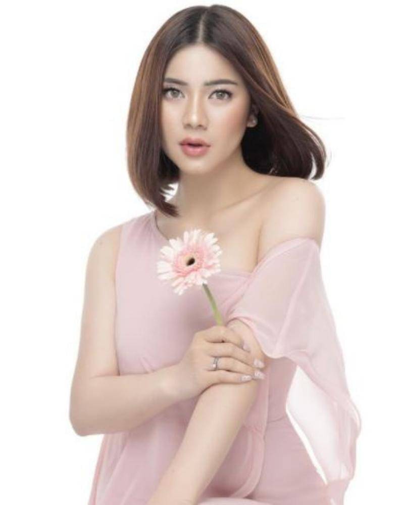 Instagram.com/felicyangelista_/