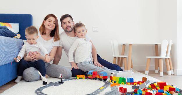 5 Tips Coparenting untuk Balita, Berikan Kasih Sayang Terbaik