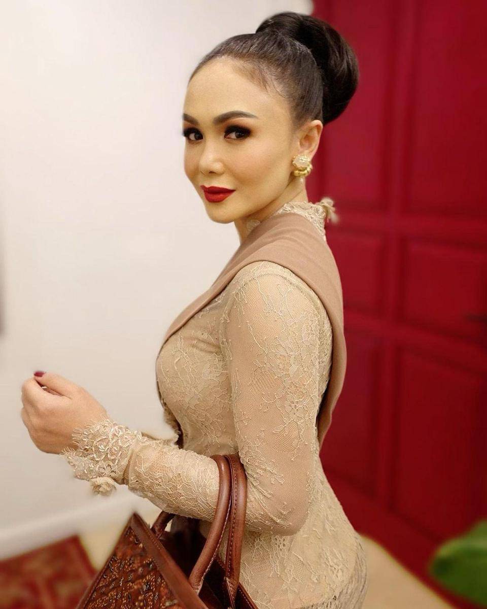 Instagram.com/yunishara36