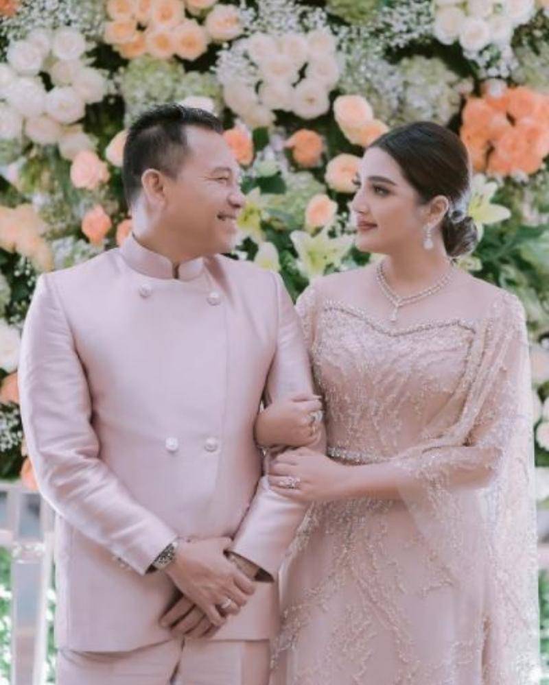 Instagram.com/ashanty_ash/