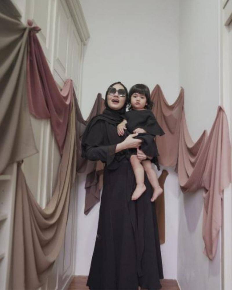 Instagram.com/dwihandaanda/