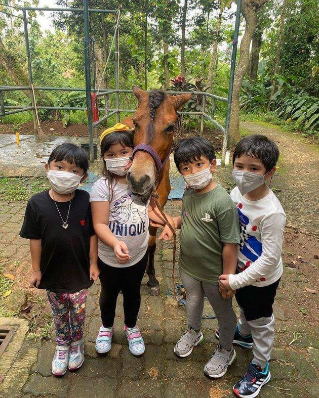 instagram.com/raffinagita1717