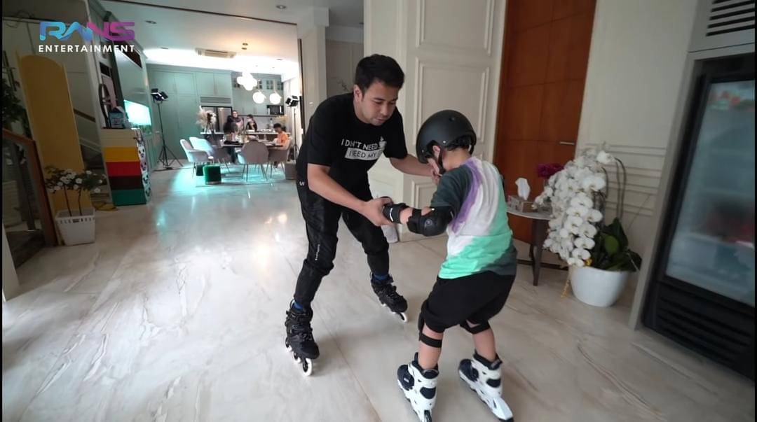 YouTube/RANS Entertainment