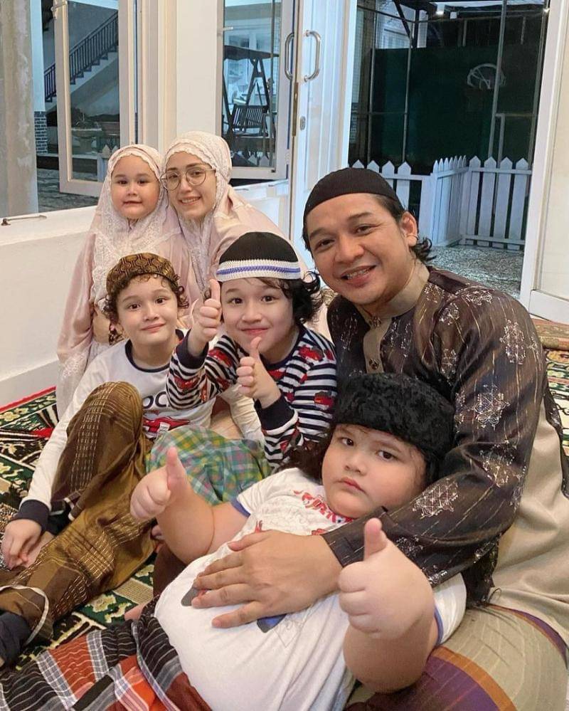 Instagram.com/adeliapasha