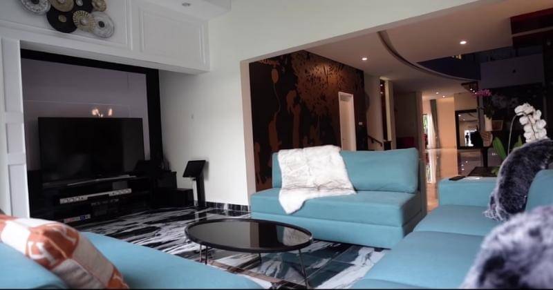 Youtube.com/Ussy Andhika Official