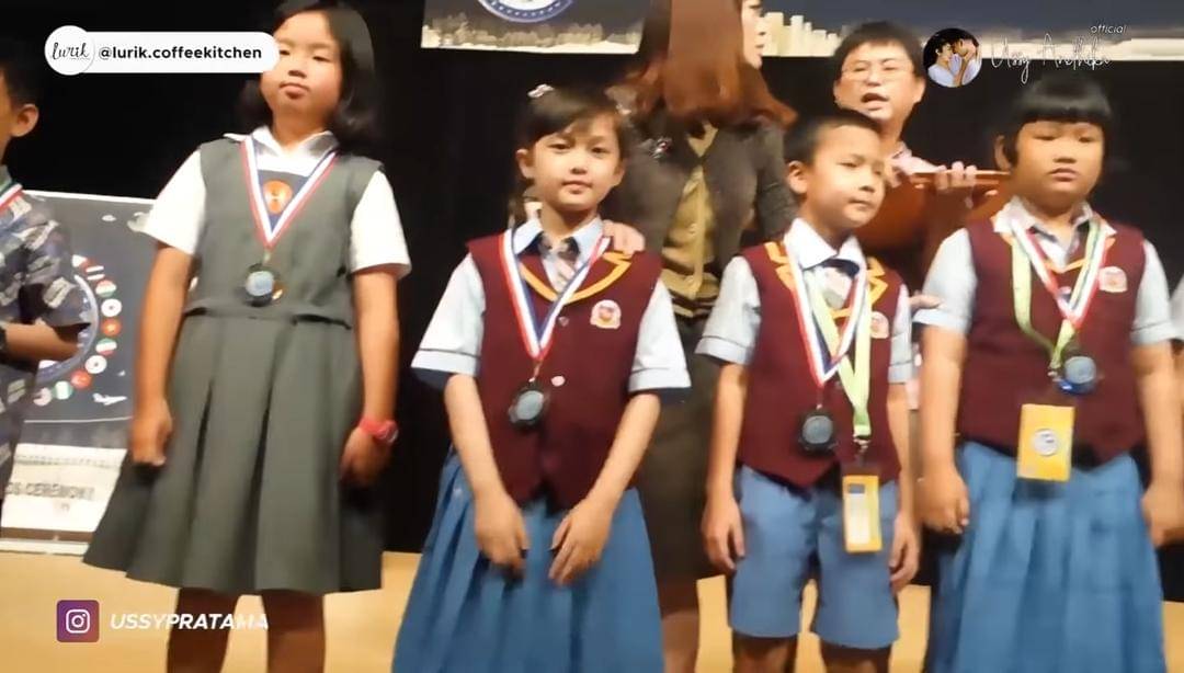 youtube.com/Ussy Andhika Official