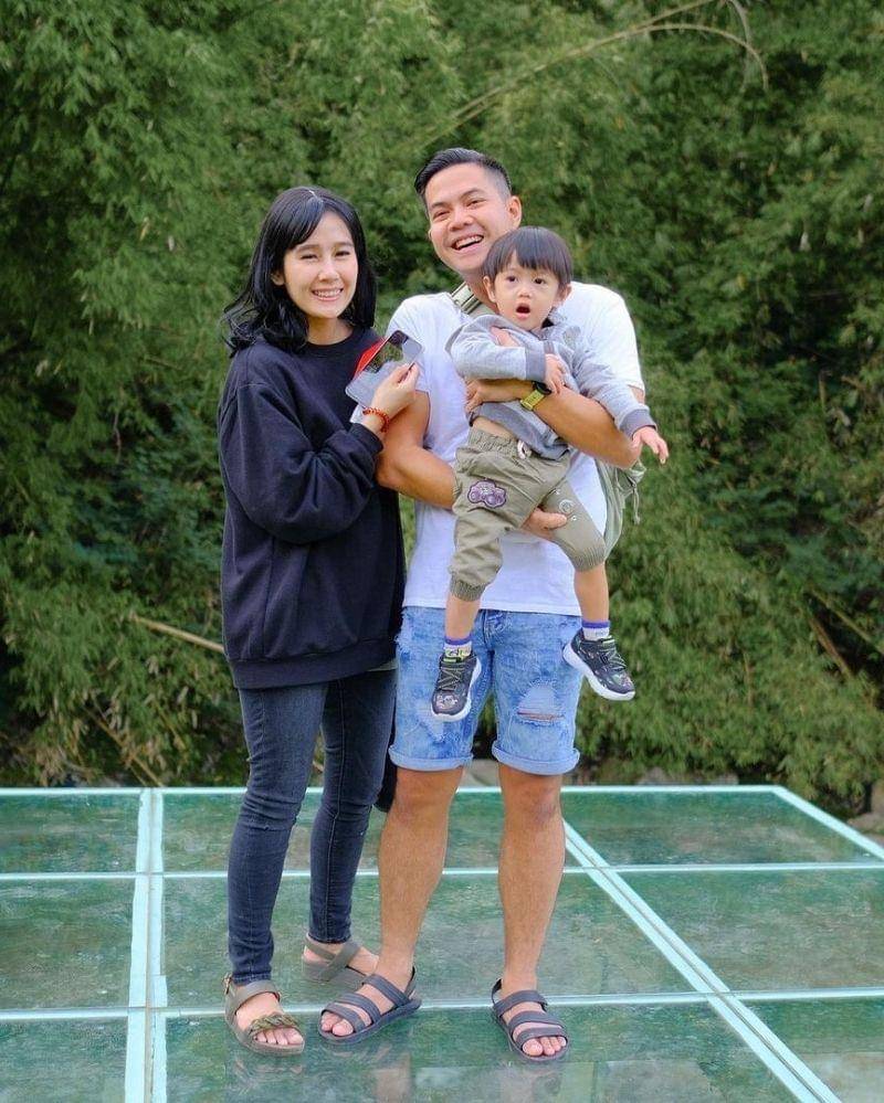 Instagram.com/ardinarasti6