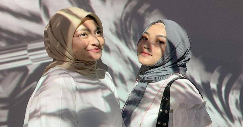   instagram.com/putridelinaa  