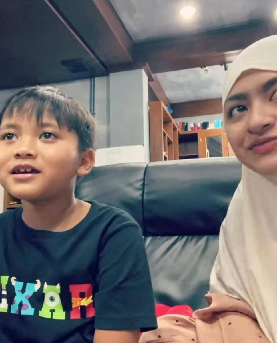 Instagram/nathalieholscher