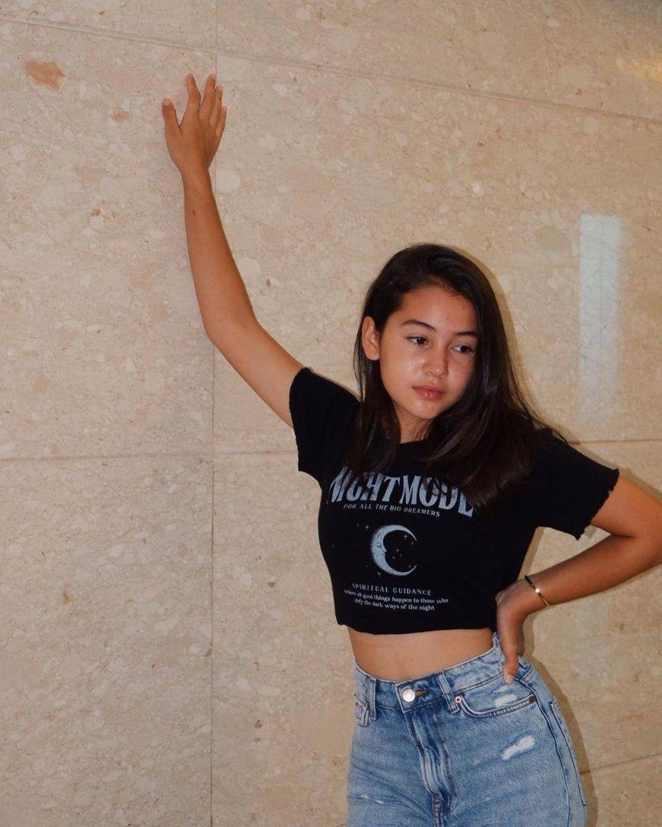 Instagram/Sandrinna_11