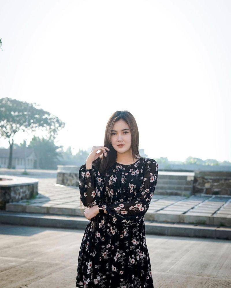 Instagram.com/nellakharisma