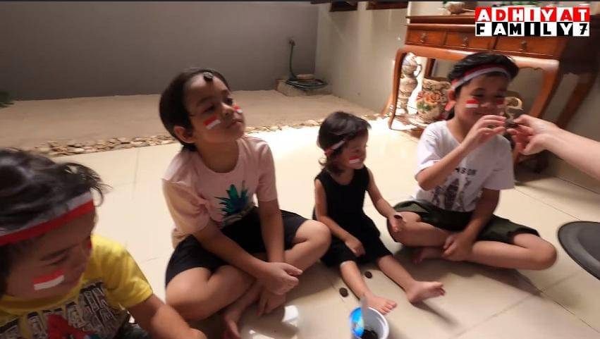 YouTube/Adhiyat Family 7