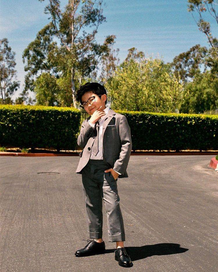 Instagram.com/official.alankim