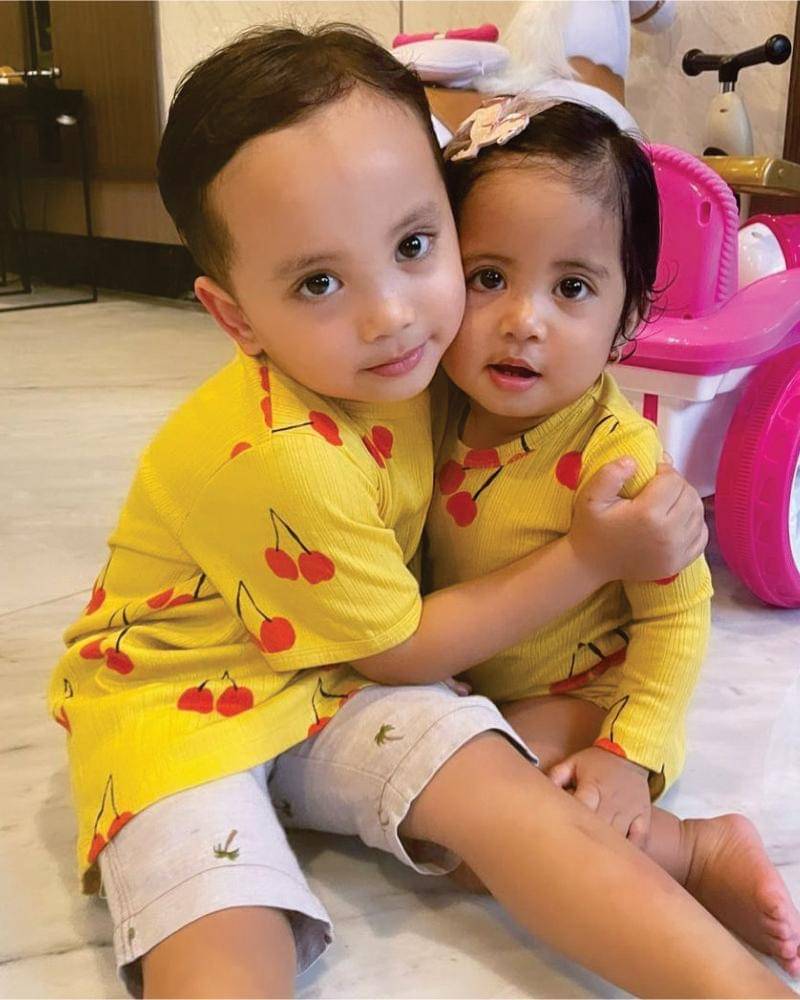 Instagram.com/Rachelvennya