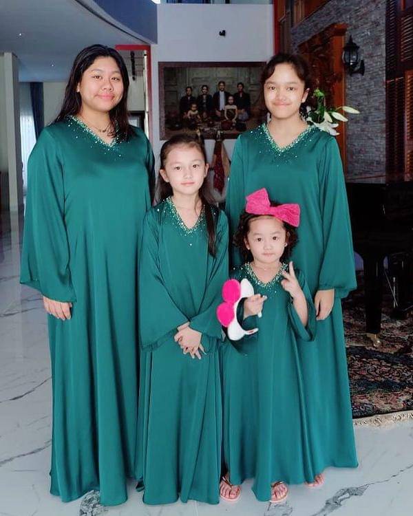 Instagram.com/ussypratama