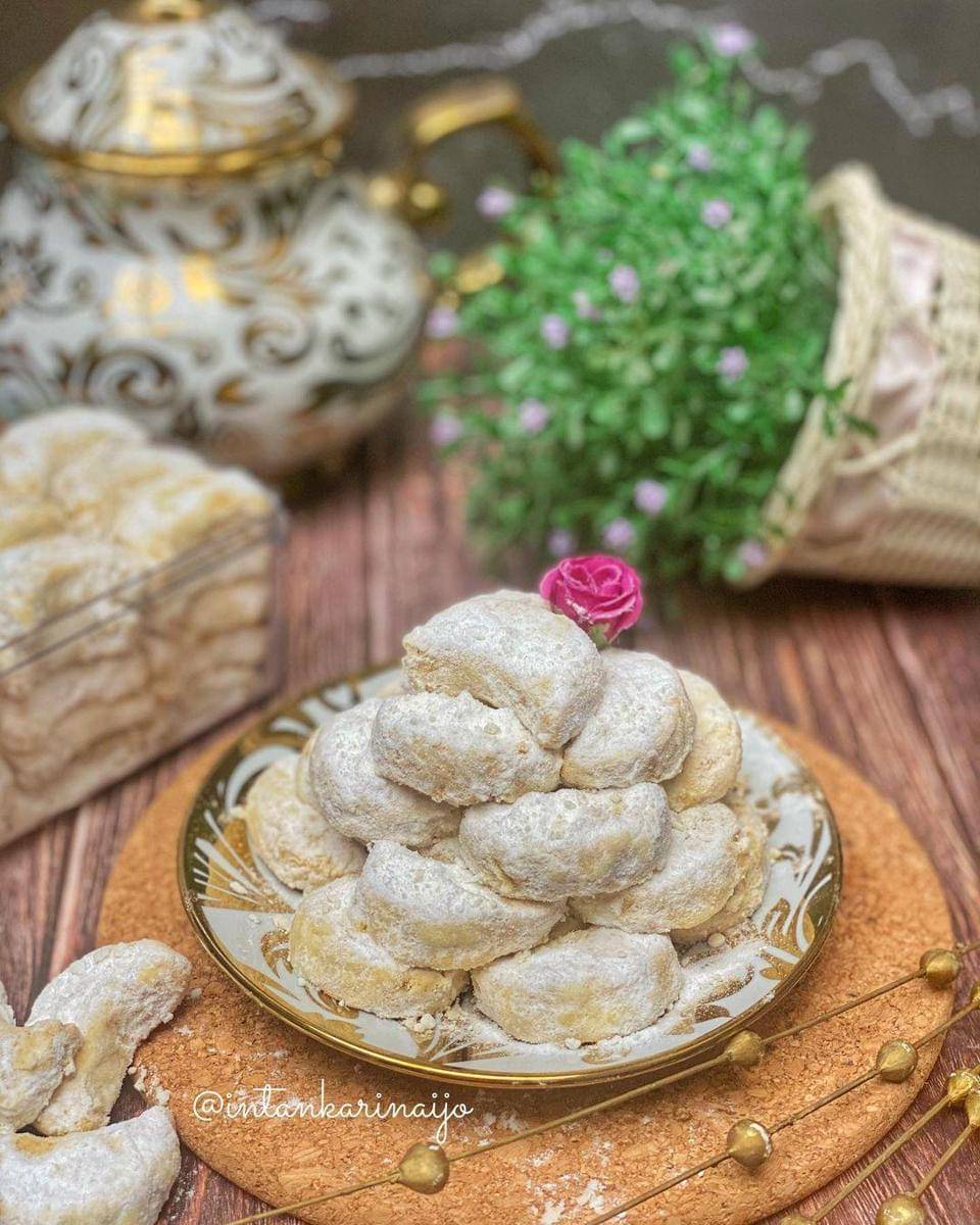 Instagram.com/intankarinaijo