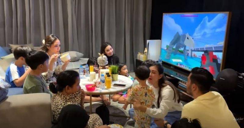 Youtube.com/NisNaz Channel