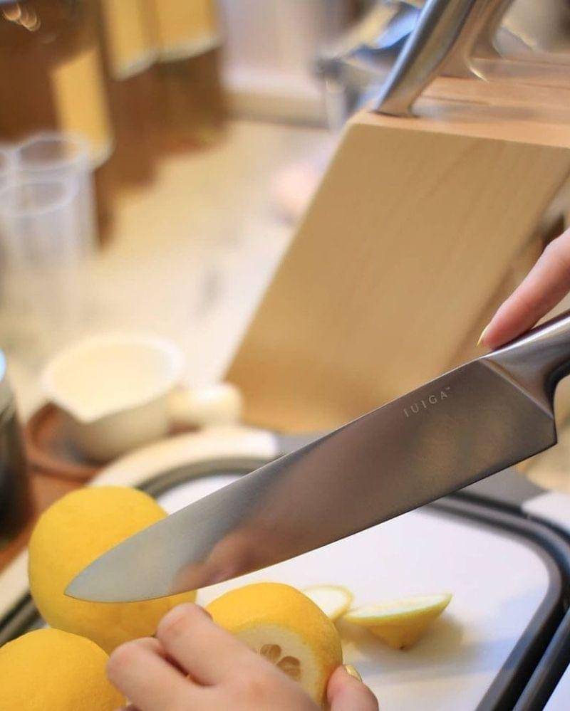 Instagram.com/iuiga.id