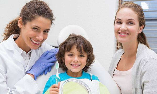 cascadekidsdentist.com