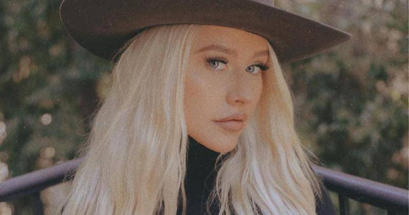 Instagram.com/xtina