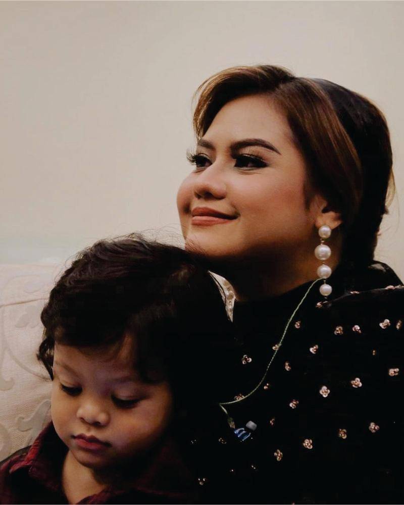 Instagram.com/Mytha_lestari