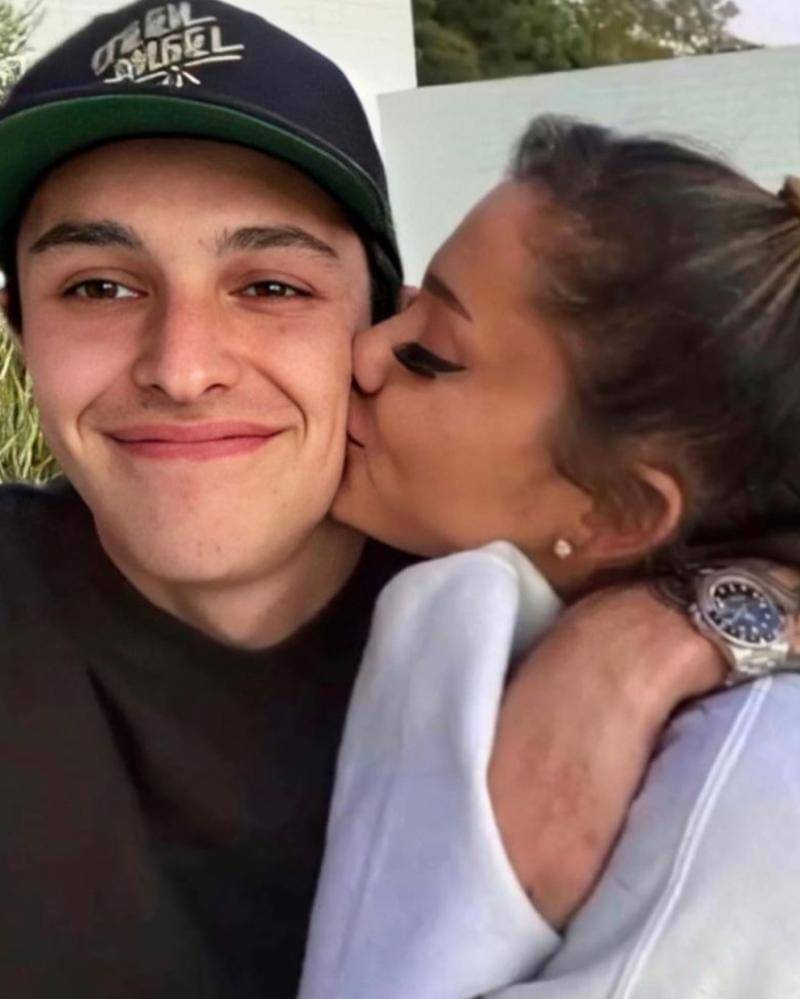 Instagram.com/arianagrande