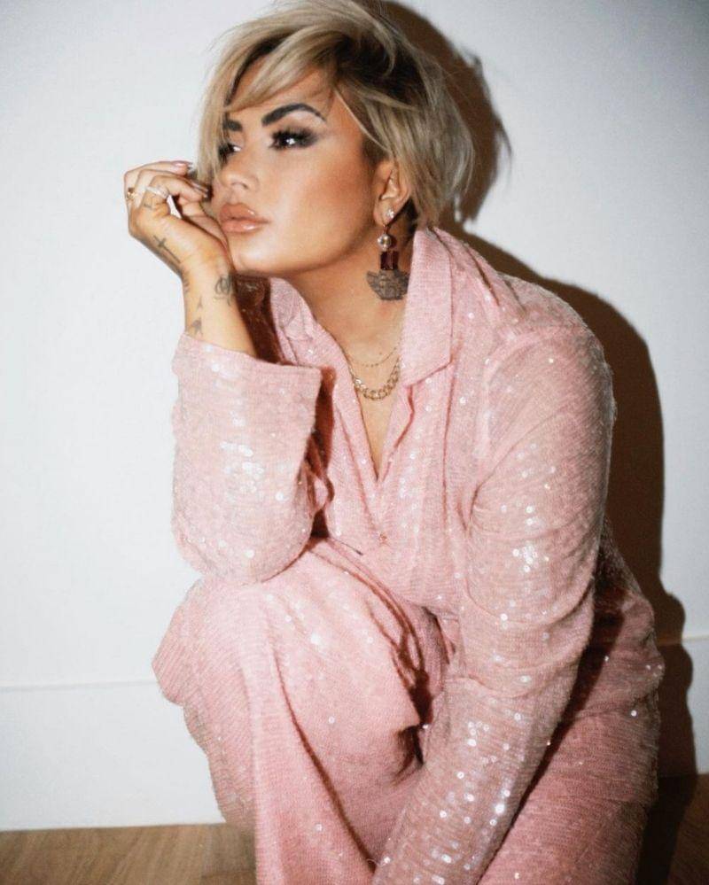 instagram.com/ddlovato